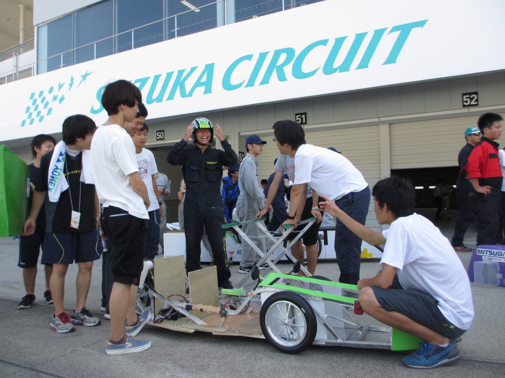 Ene-1GP KV-40チャレンジ全国大会KV-2b 大学、高専、専門学校部門で優勝②